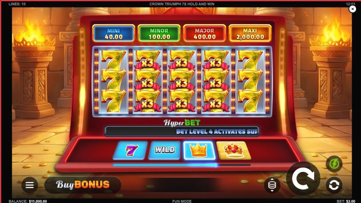 Interface do jogo Crown Triumph 7s Hold and Win com símbolos clássicos e elementos reais